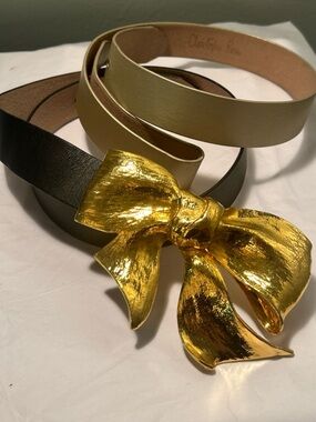 Christopher Ross 1983 Gold Bow Belt Buckle, 2 Leather Straps Black & Gold RARE